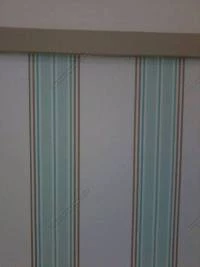 Papel meia parede listrado, branco e verde 628-1045