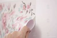 Papel de parede floral de rosas suaves 650-1205