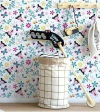 Papel de parede infantil com joaninhas e passarinhos 256-2404