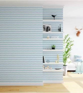 Papel de parede chevron azul claro e branco