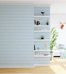 Papel de parede chevron azul claro e branco