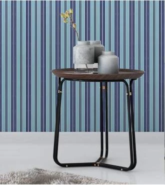 Papel de parede listrado em tons de azul