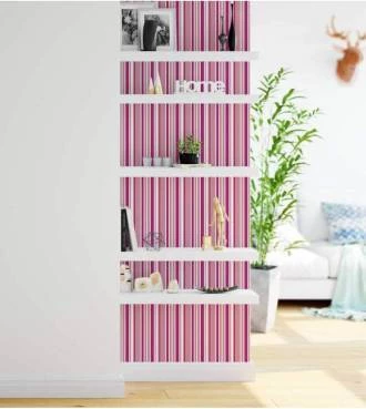 Papel de parede listrado com listras rosa e branco.