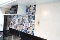 Azulejo Adesivo Azul e Branco Hidráulico 527-4957