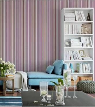 Papel de parede com fundo lilás e listras em tons de cinza branco e verde - Casual 28