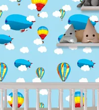 Papel de parede infantil balões com fundo azul 3463-8387