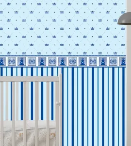 Papel de parede infantil com listras e faixa ursinho