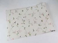 Papel de parede com flores pequenas e fundo bege 330-970